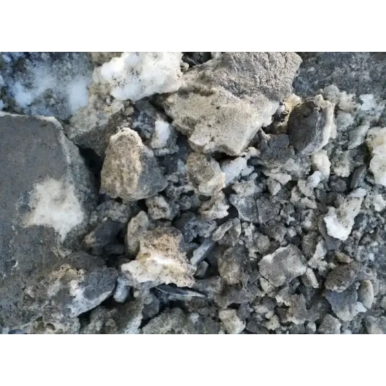 Uji Pemulihan Komprehensif Logam Berharga dari Terak Tanur Tinggi