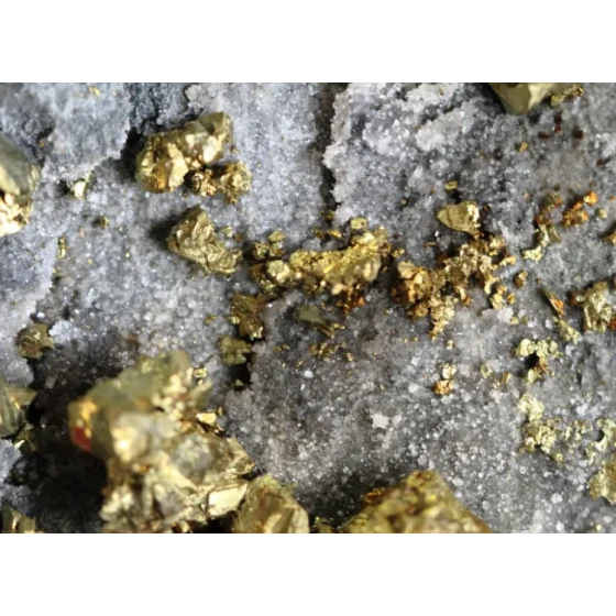 Pengolahan Mineral-Uji Metalurgi Bijih Emas Tahan Api Kompleks