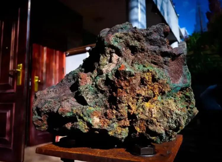 Pengolahan Mineral Terpadu-Uji Metalurgi Bijih Tembaga Oksida Tahan Api Tinggi