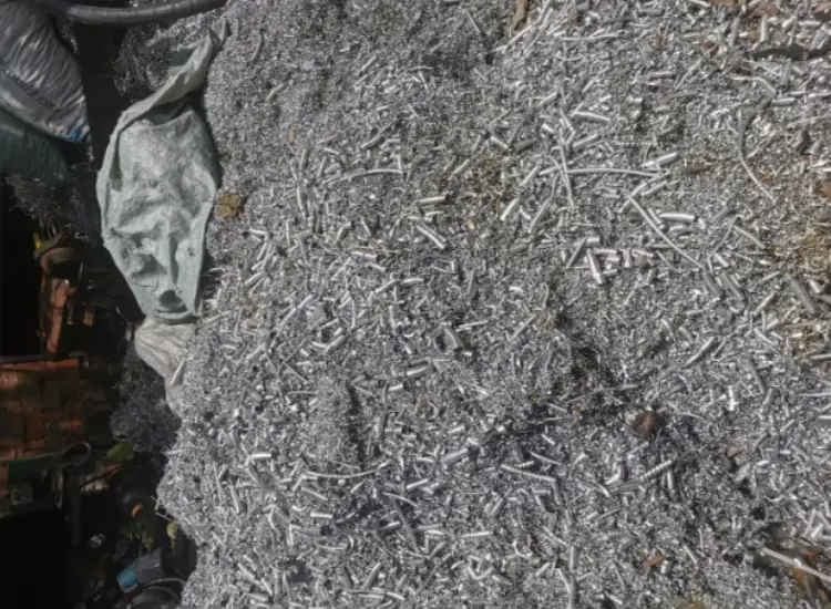 Uji Pemulihan Elemen Berharga dari Terak Peleburan Polimetalik