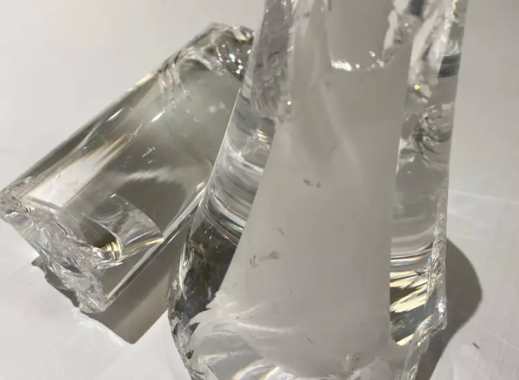 Uji Perawatan Pasir untuk Produksi Kaca Kuarsa