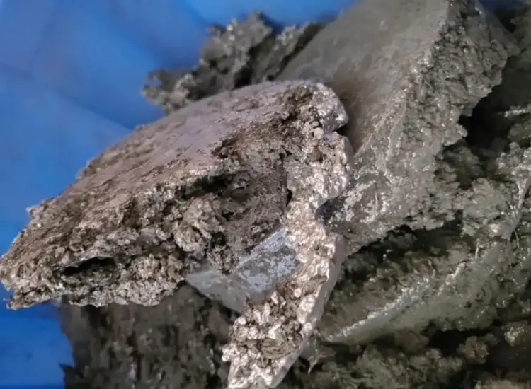 Uji Pengayaan Logam dari Residu Bahan Kimia Timah