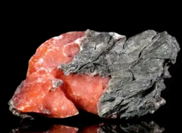 Uji Defosforisasi dan Desilikasi Hematit Oolit yang Disebarkan Halus