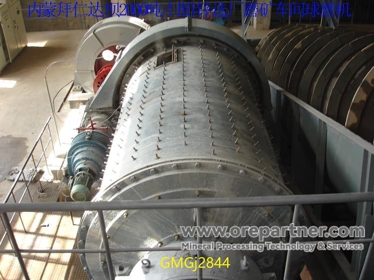 Besi coklat yang mengandung teknologi pemisahan daur ulang besi timah tungsten